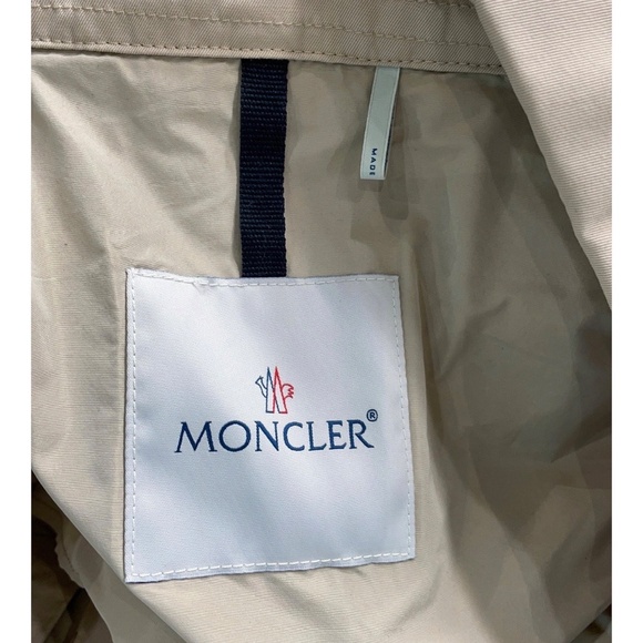 NWOT MONCLER Tan Trenchcoat Medium - Picture 9 of 9